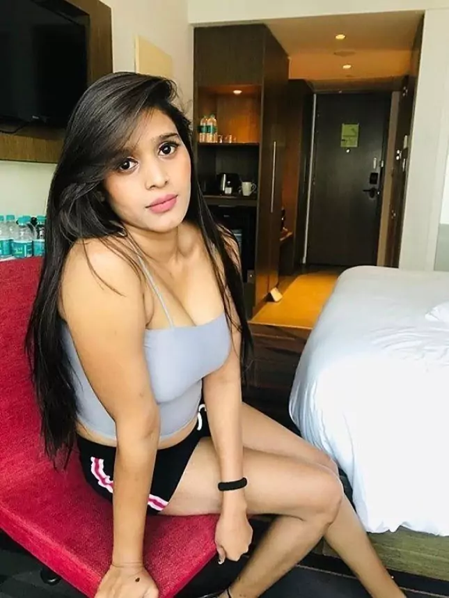 कॉल गर्ल्स सर्विस  डिफेंस कॉलोनी दिल्ली